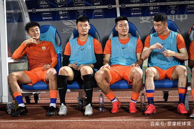 巴黎FC正式签下意大利国脚科莱奥肖 合同延续至2031年